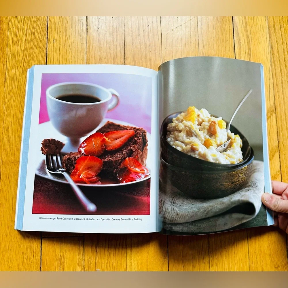 3 Cookbooks Most Wanted Desserts, Hungry Girl, Simply Delicious Weight Watchers